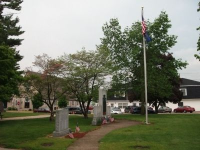 Looking South/West - - U.S. Civil War Honor Roll Marker. Click for full size. Looking South/West - - U.S. Civil War Honor Roll Marker image. Click for full size.