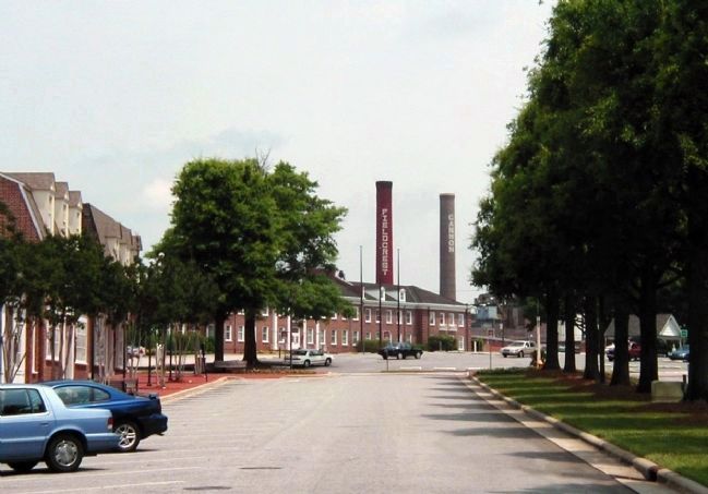 A 2001 view of Fieldcrest Cannon Mills in Kannapolis image. Click for full size.