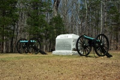 Battery E, 1st Illinois Light Artillery Marker. Click for full size. Battery E, 1st Illinois Light Artillery Marker image. Click for full size.