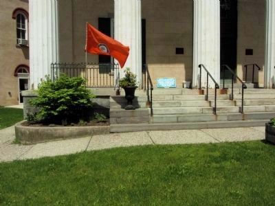 1841 Courthouse Marker being moved. Click for full size. 1841 Courthouse Marker being moved image. Click for full size.