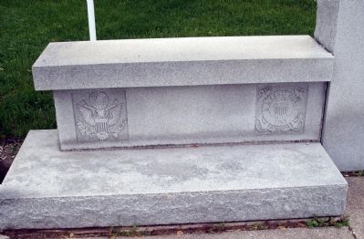 Left Bench image. Click for full size.