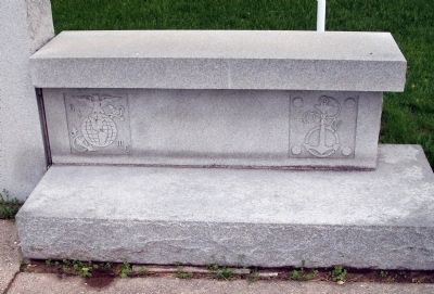Right Bench image. Click for full size.