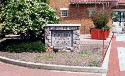 Anderson County Farmers Market Pavilion Sign image. Click for full size.