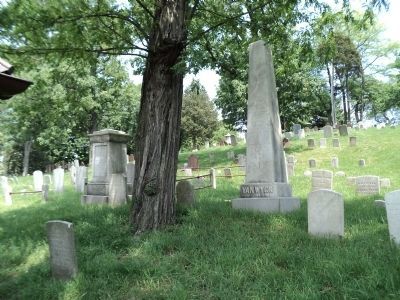Graves in the Old Burial Hill Cemetery image. Click for full size.