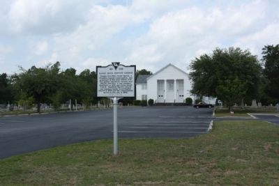 Sandy Level Baptist Church and Marker image. Click for full size.