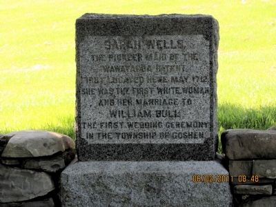 Sarah Wells Monument image. Click for full size.