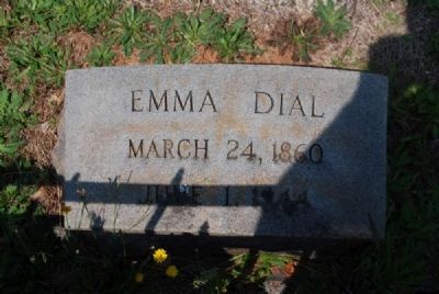 Emma Dial Tombstone image. Click for full size.