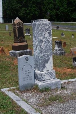 Pvt. Marion T. Campbell Tombstones image. Click for full size.