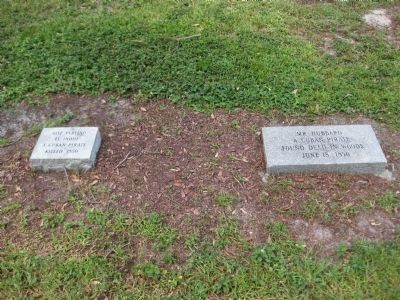 Pirate Graves at Oaklawn Cemetery image. Click for full size.