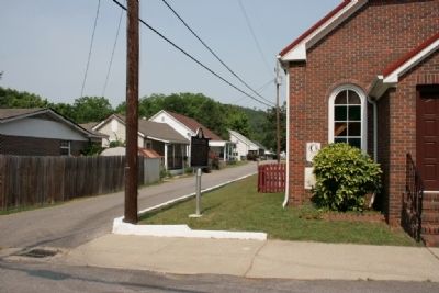Homes along Pastor Street image. Click for full size.