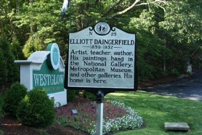 Elliott Daingerfield Marker, near the Westglow Resort and Spa sign image. Click for full size.