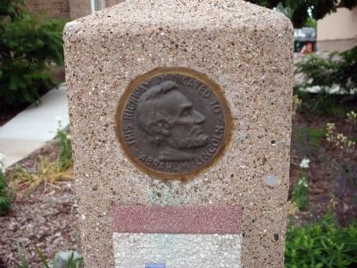 Close-up of Lincoln Highway Marker image. Click for full size.