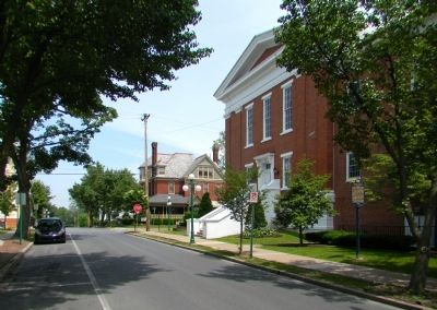 Wide view of the Union County Marker. Click for full size. Wide view of the Union County Marker image. Click for full size.