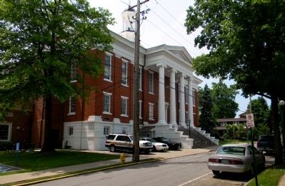 Union County Courthouse (1856). Click for full size. Union County Courthouse (1856) image. Click for full size.