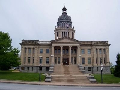 Bourbon County Courthouse image. Click for full size.
