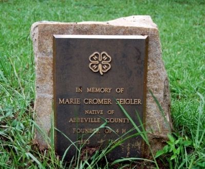 Marie Cromer Seigler Marker image. Click for full size.
