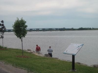 Marker and the Fox River image. Click for full size.