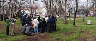 Gethsemane Cemetery Visitors image. Click for full size.