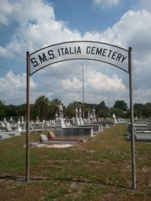 Cemetery section of the Societa de Mutuo Soccorso Italia image. Click for full size.