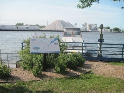 Marker, Fox River and site of Old Fort Howard in distance image. Click for full size.