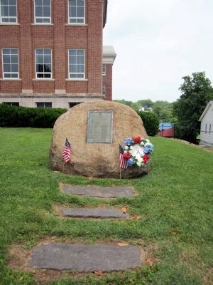 Battle of Point Pleasant Monument image. Click for full size.