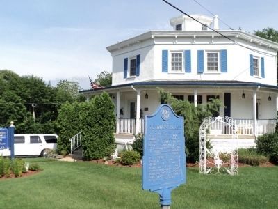 The Octagon House and Marker image. Click for full size.