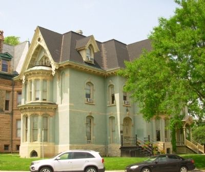 Jason Downer House Marker image. Click for full size.