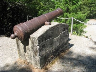 Cannon Memorial and Marker. Click for full size. Cannon Memorial and Marker image. Click for full size.