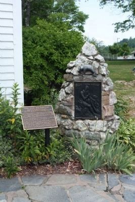 Daniel Boone Trail Marker #26 Monument as mentioned image. Click for full size.