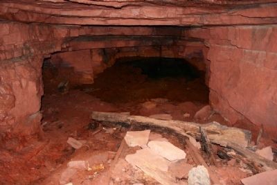 Inside view of an abandon iron ore mine. image. Click for full size.