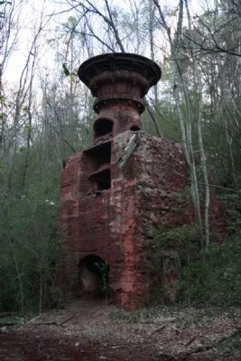 Iron Ore Crusher image. Click for full size.