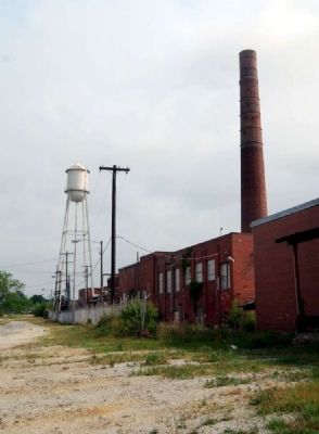 Abandoned Jackson Mill image. Click for full size.