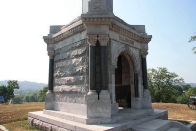 Illinois Monument. Click for full size. Illinois Monument image. Click for full size.