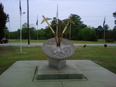 Airlifter's Memorial image. Click for full size.