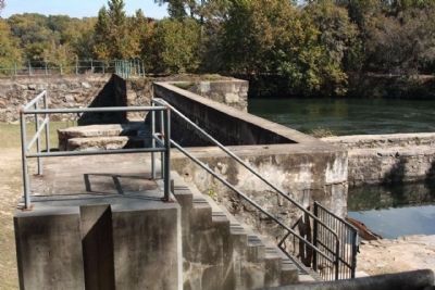 The Augusta Canal Headgate Locks image. Click for full size.