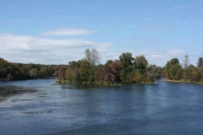 The Augusta Canal, Savannah River just upstream before the Headgates image. Click for full size.
