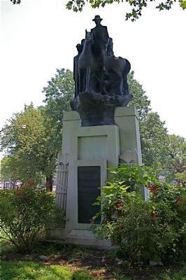 Front of Monument. Click for full size. Front of Monument image. Click for full size.