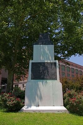 Back of Monument. Click for full size. Back of Monument image. Click for full size.