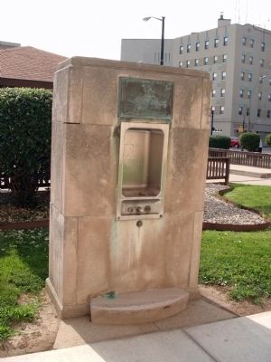 David Branson Marker -and- Fountain. Click for full size. David Branson Marker -and- Fountain image. Click for full size.
