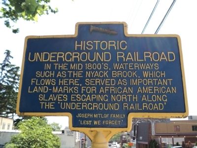 Historic Underground Railroad Marker image. Click for full size.