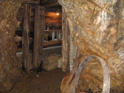 Mine Shaft Interior. Click for full size. Mine Shaft Interior image. Click for full size.