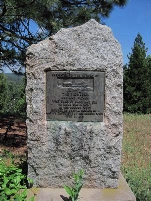 Pioneers, Men and Women Dedication Plaque image. Click for full size.