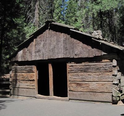Gamlin Cabin image. Click for full size.