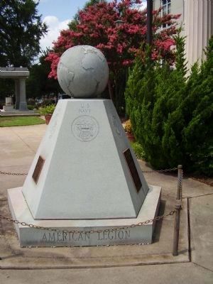 Veterans Memorial image. Click for full size.