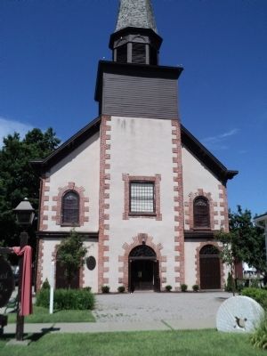Dutch Reformed Church of Fishkill image. Click for full size.