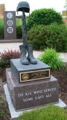 Weston Veterans Memorial image. Click for full size.