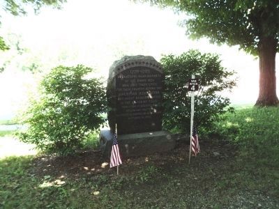 DAR Marker in Fishkill. Click for full size. DAR Marker in Fishkill image. Click for full size.