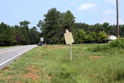 Old Quaker Road Marker, seen looking north along Waynesboro Highway GA-24 image. Click for full size.