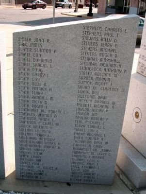 Right Center Panel (rear) image. Click for full size.