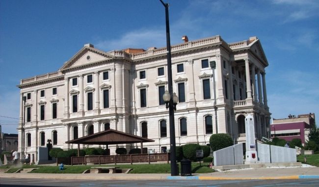 North/East Corner - - The Grant County Courthouse - Marion, Indiana image. Click for full size.